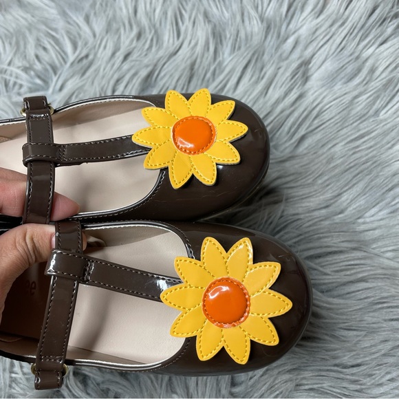 Sunflower Gymboree girl dress shoes 🌻 - Picture 2 of 8